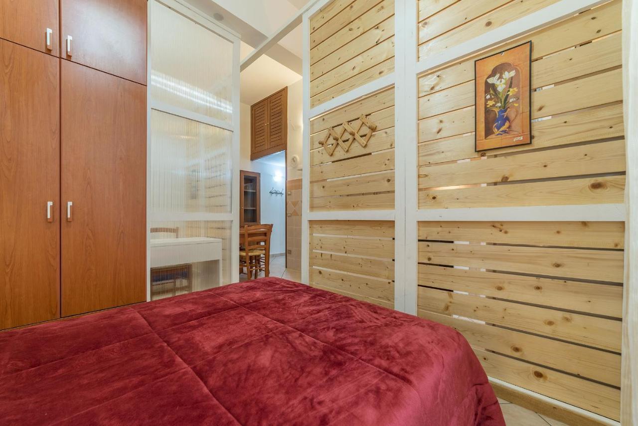 Vittorio Emmanuele & Colosseo Studio Rome Extérieur photo